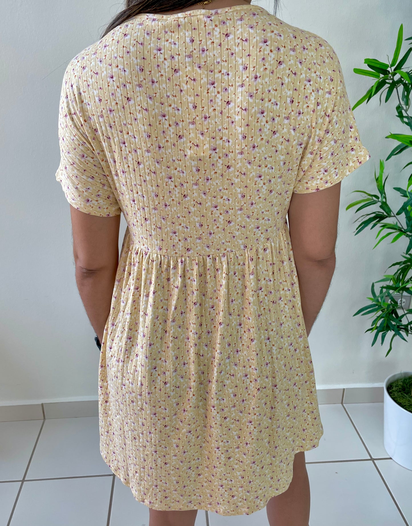 YELLOW DRESS