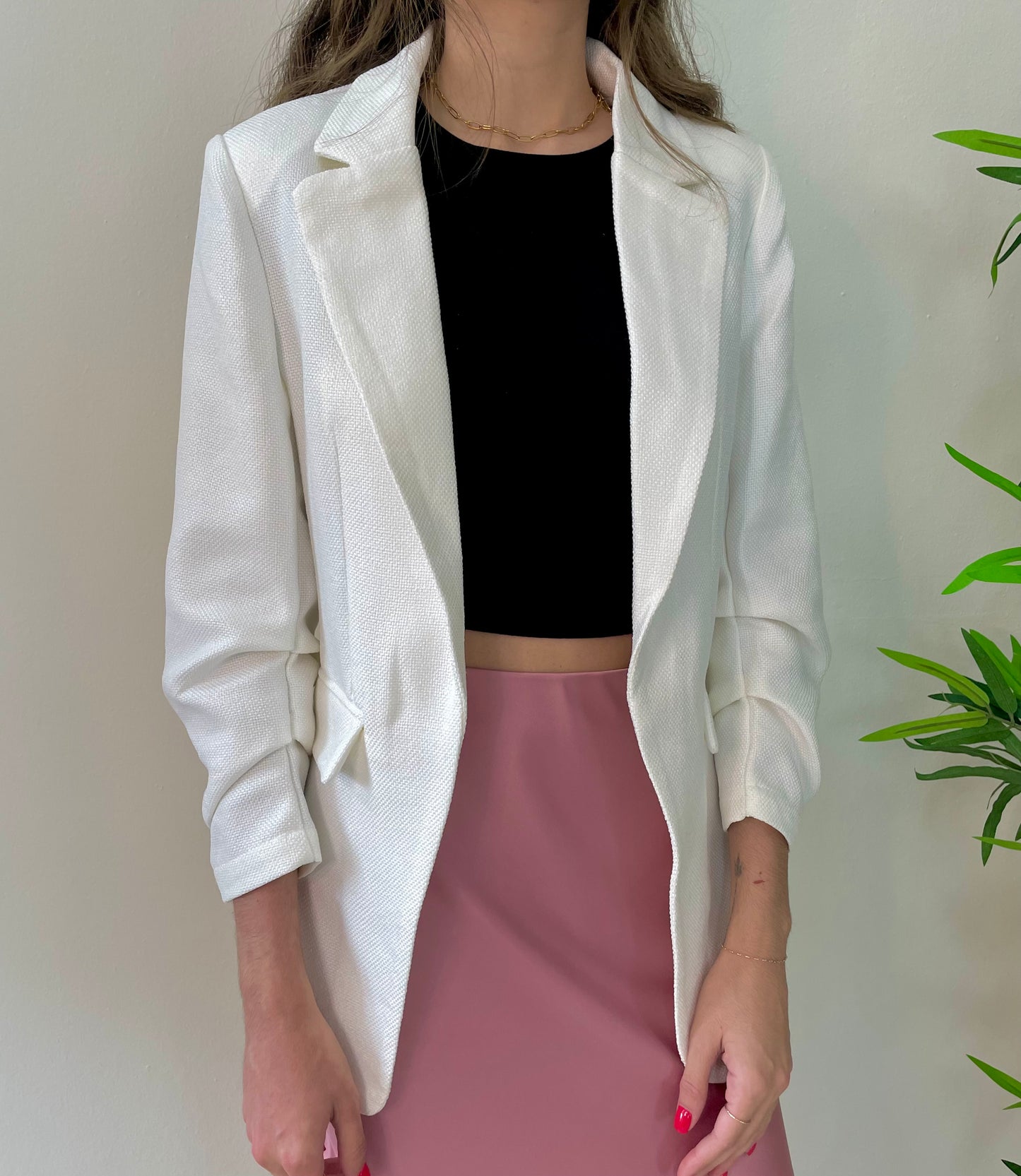 WHITE BLAZER