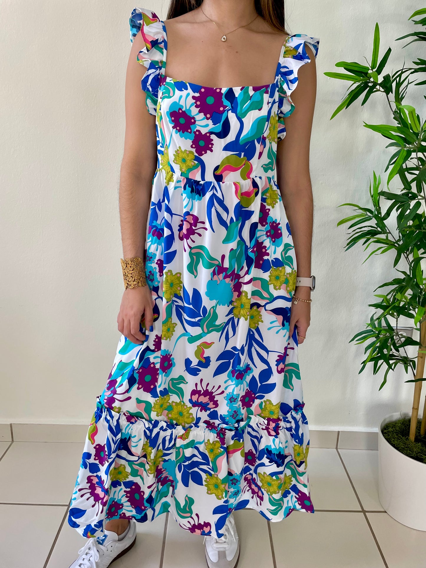 WHITE / BLUE FLOWER DRESS