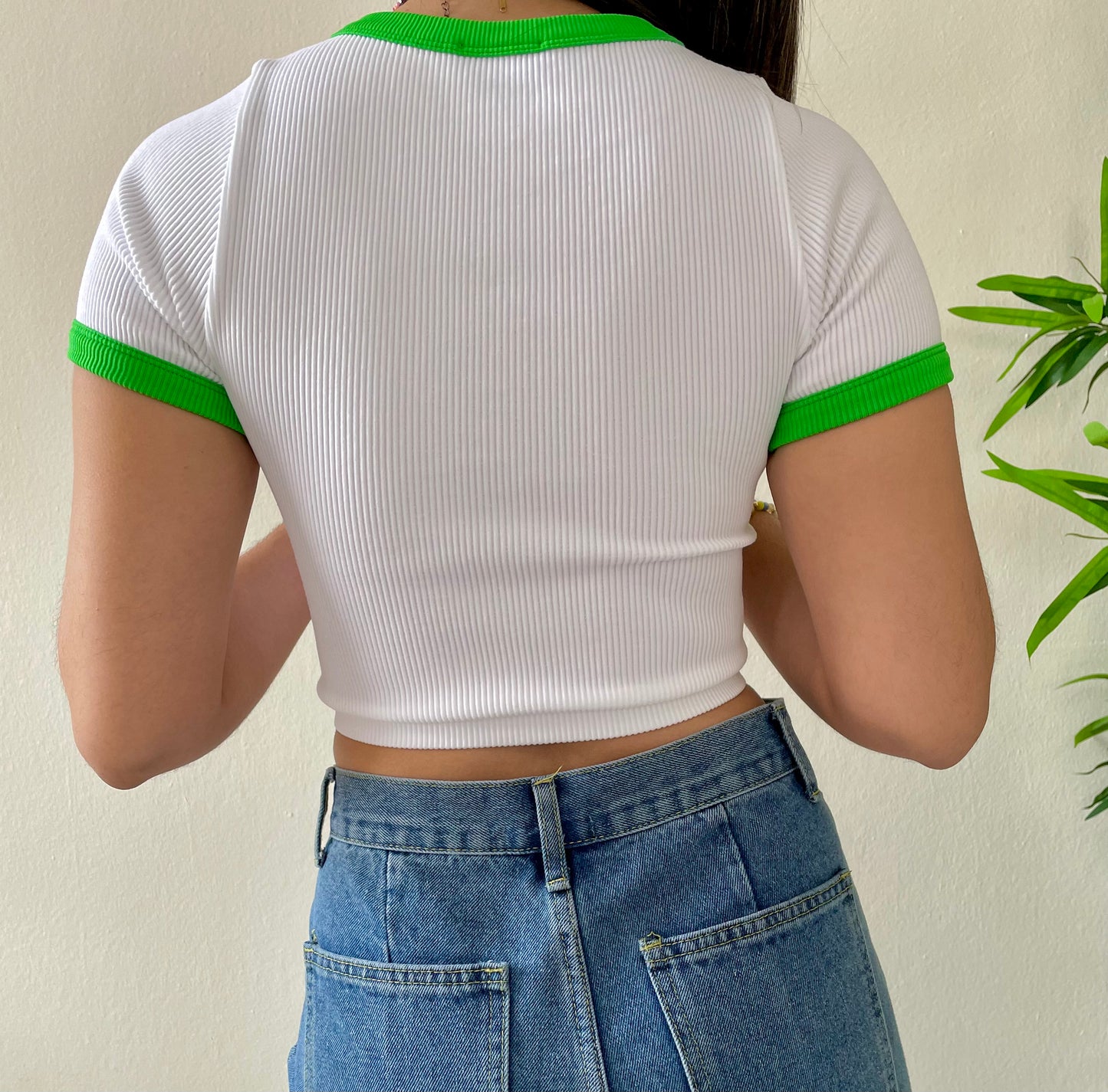 WHITE / GREEN CROP TOP